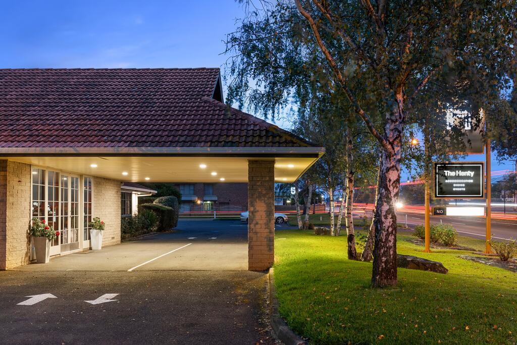 The Henty Motel Mount Gambier Exterior photo